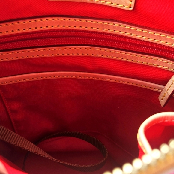 New Dooney & Bourke Leather Art Deco Zip Crossbody Colorful W Key Clip - Picture 9 of 10